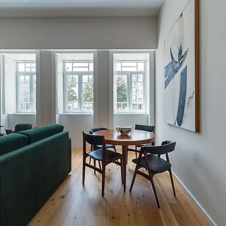 Art Living Estacao By Sweet 아베이루